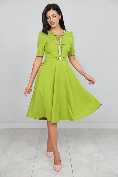 Rochie MBG Fistic cu Mânecă Scurtă și Bandă Stilizată
