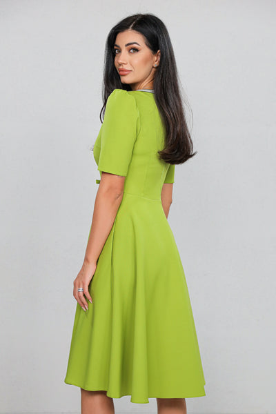 Rochie MBG Fistic cu Mânecă Scurtă și Bandă Stilizată