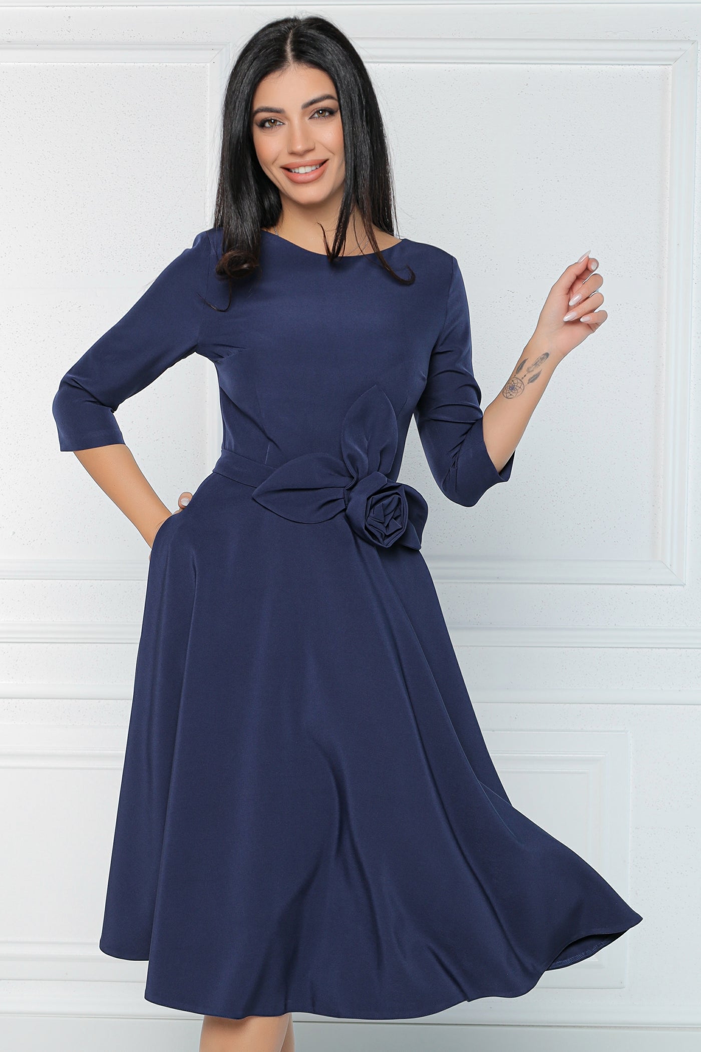 Rochie MBG bleumarin cu floare 3D in talie