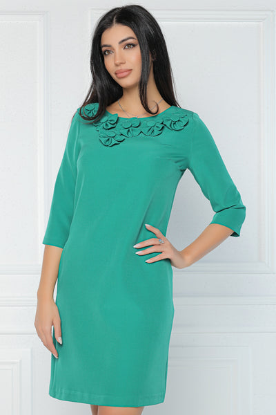 Rochie MBG verde cu flori aplicate la decolteu