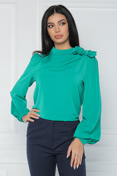 Bluza MBG verde cu trandafiri pe umar