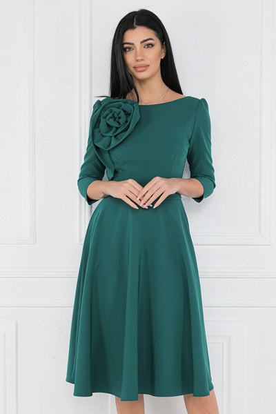 Rochie MBG verde cu floare maxi pe umăr