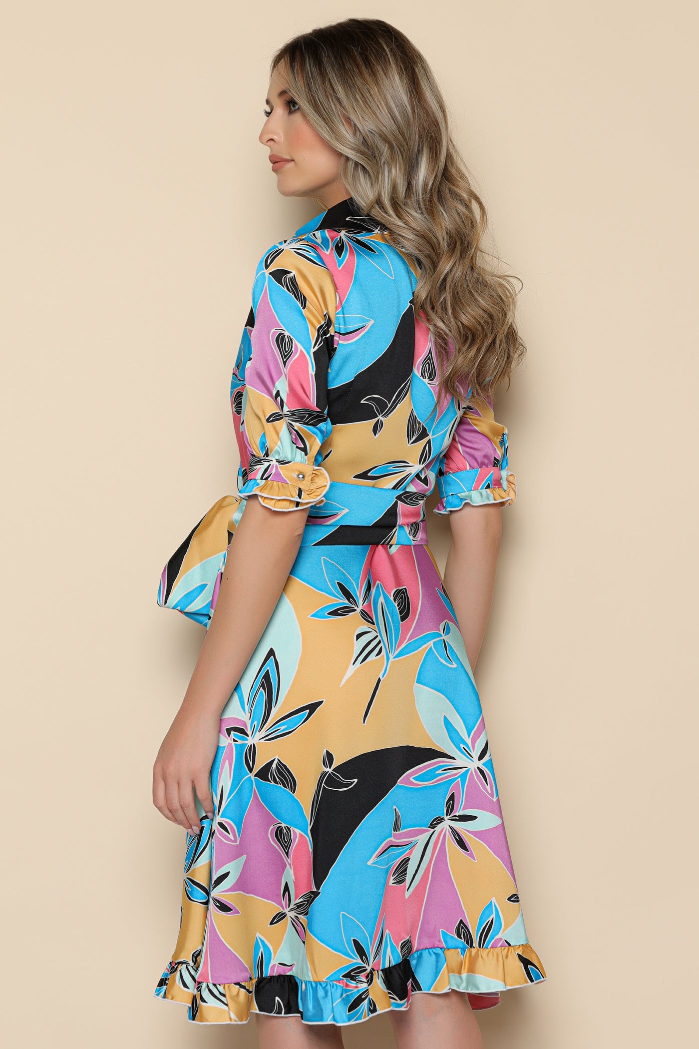 Rochie MBG albastra cu imprimeu floral si guler tip camasa