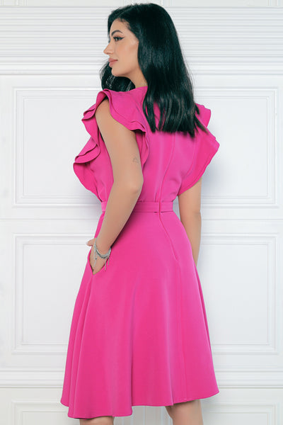 Rochie MBG fuchsia cu revere si volane la bust