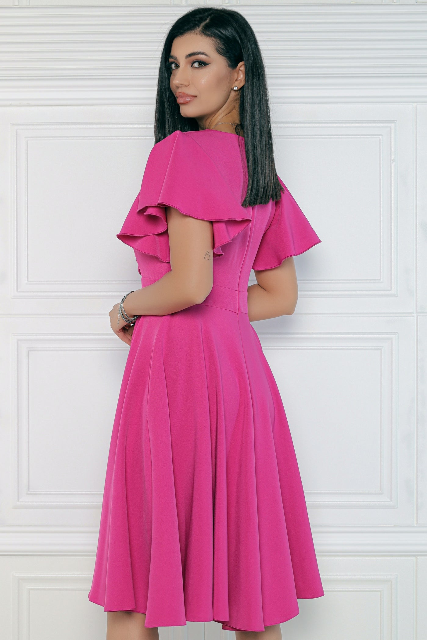 Rochie MBG fuchsia cu maneca fluture