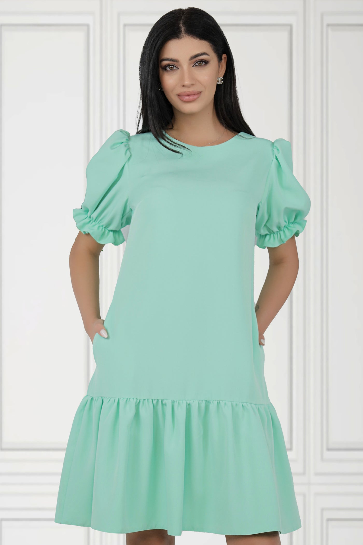 Rochie MBG mint cu volan la baza