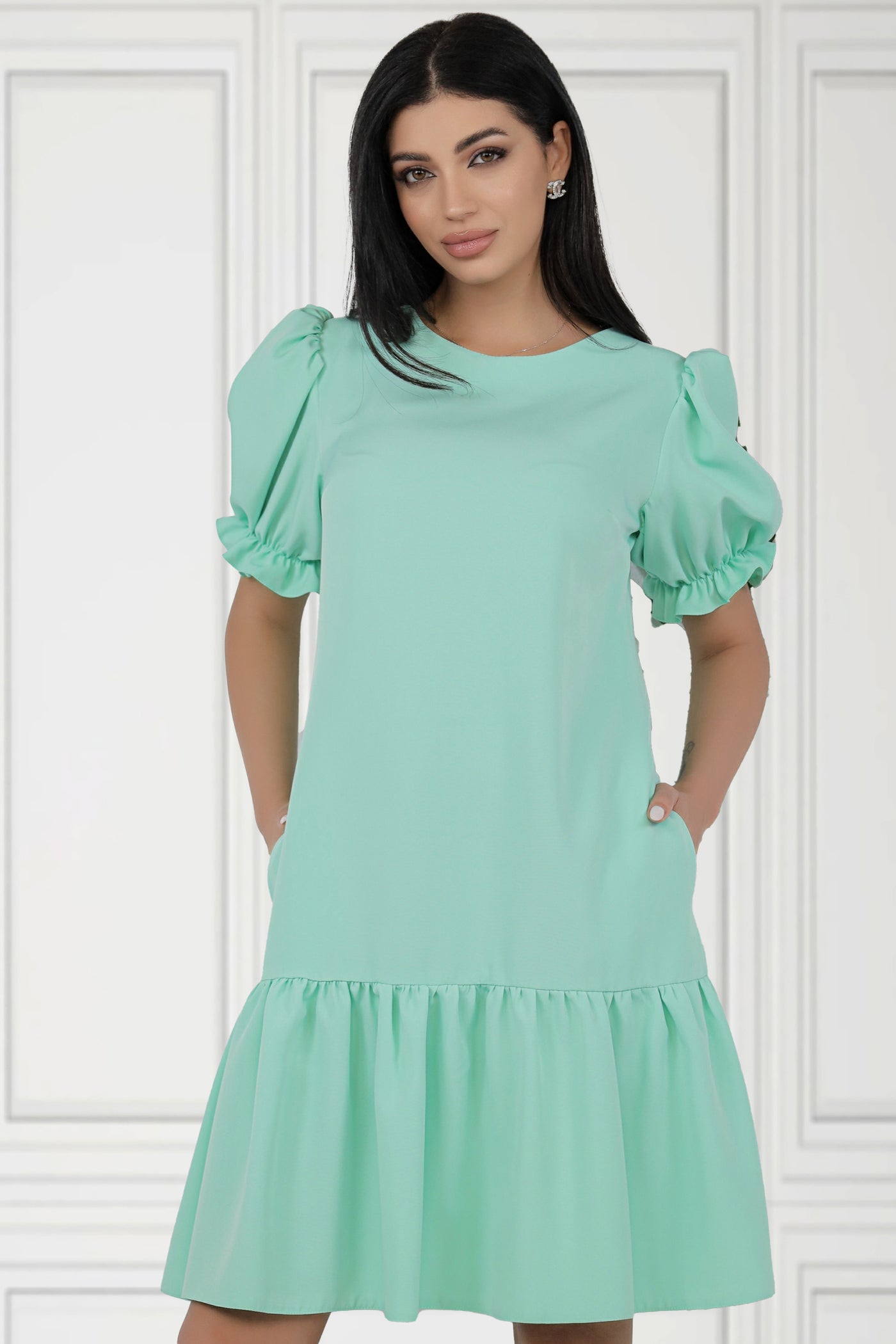 Rochie MBG mint cu volan la baza