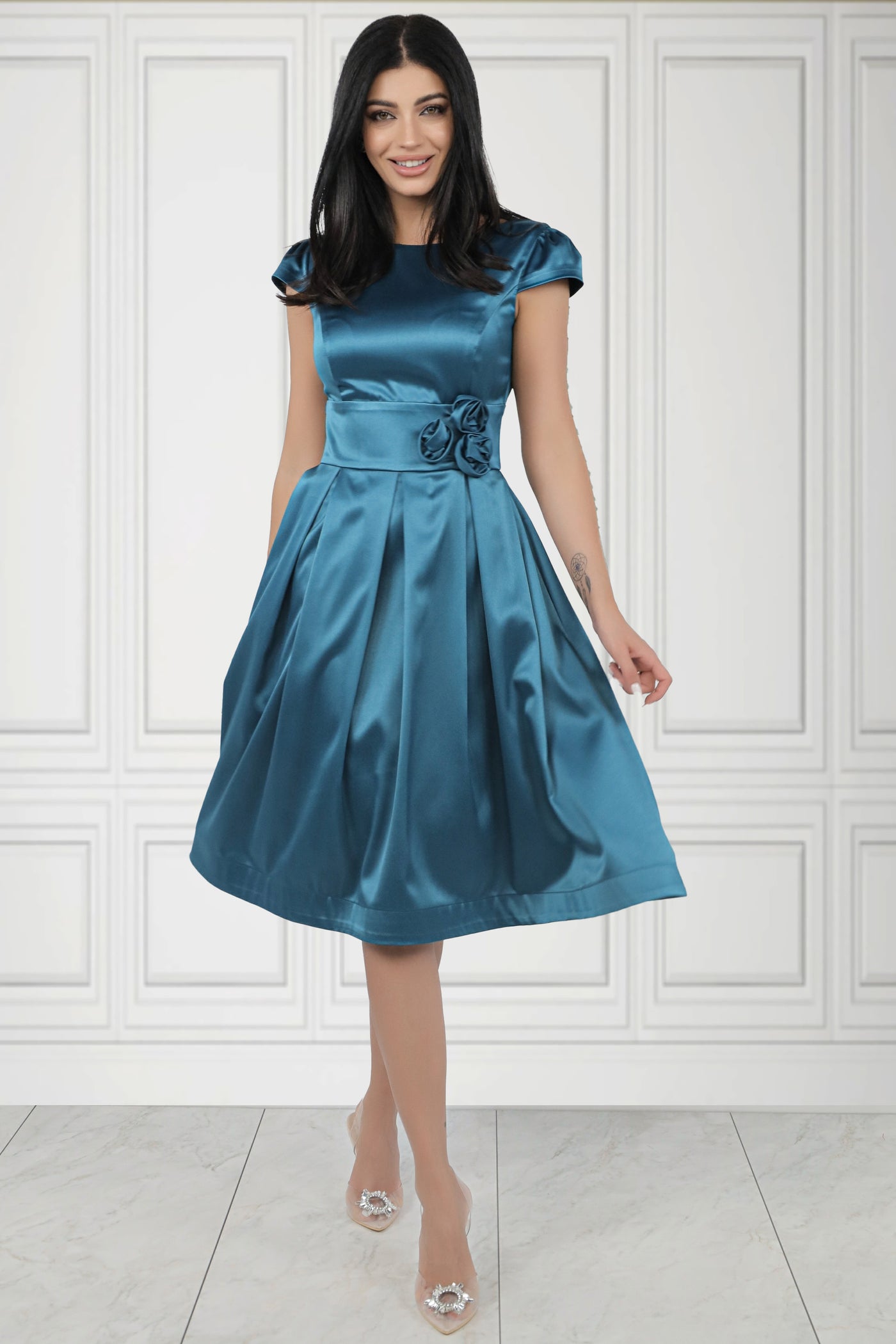 Rochie MBG turquoise satinata cu trandafiri 3D