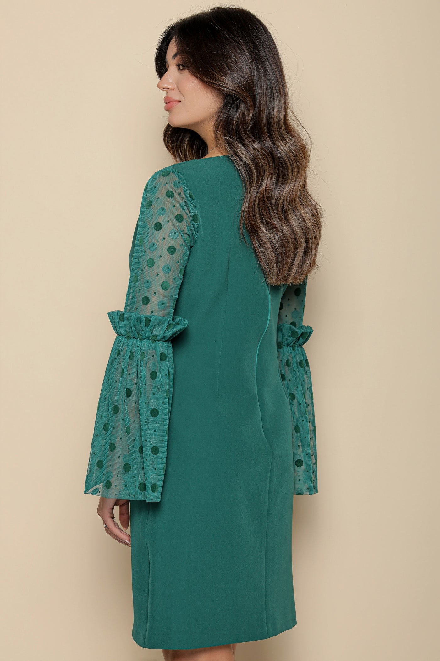 Rochie MBG verde cu maneci clopot din tull cu buline catifelate