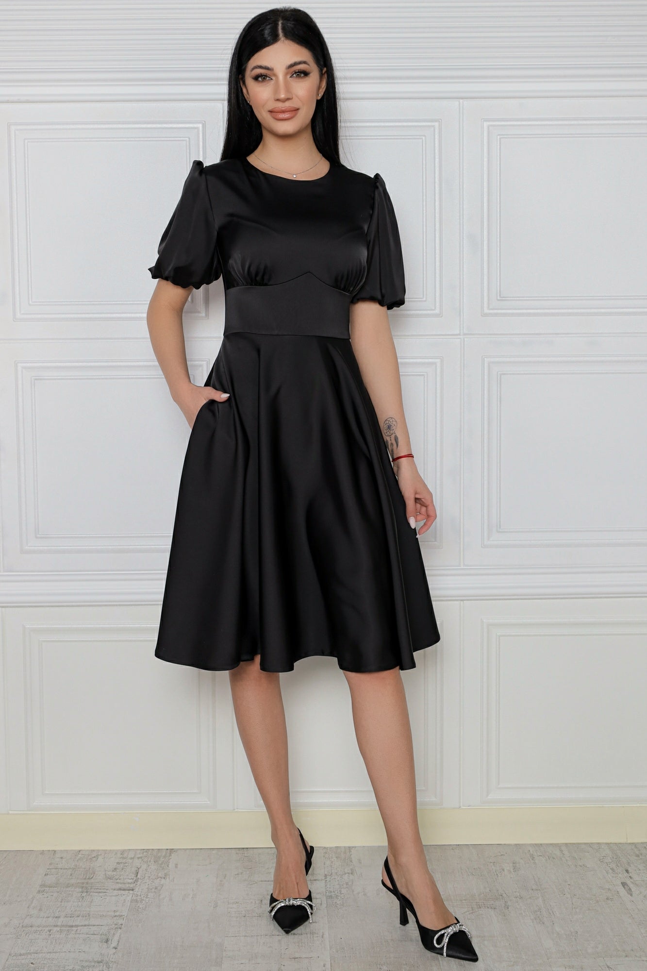 Rochie MBG neagra cu maneci bufante