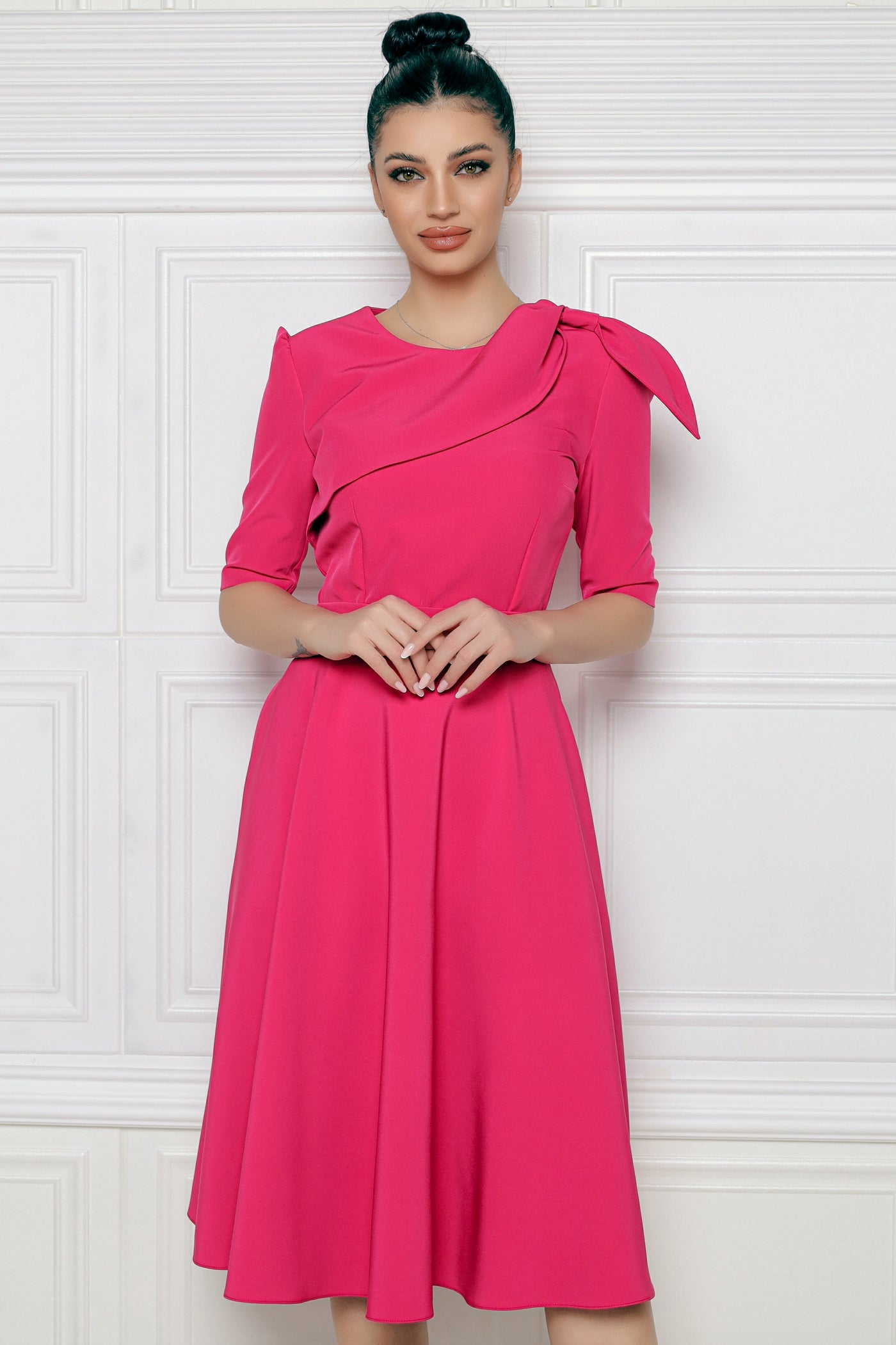 Rochie MBG fuchsia cu fald strans pe umar