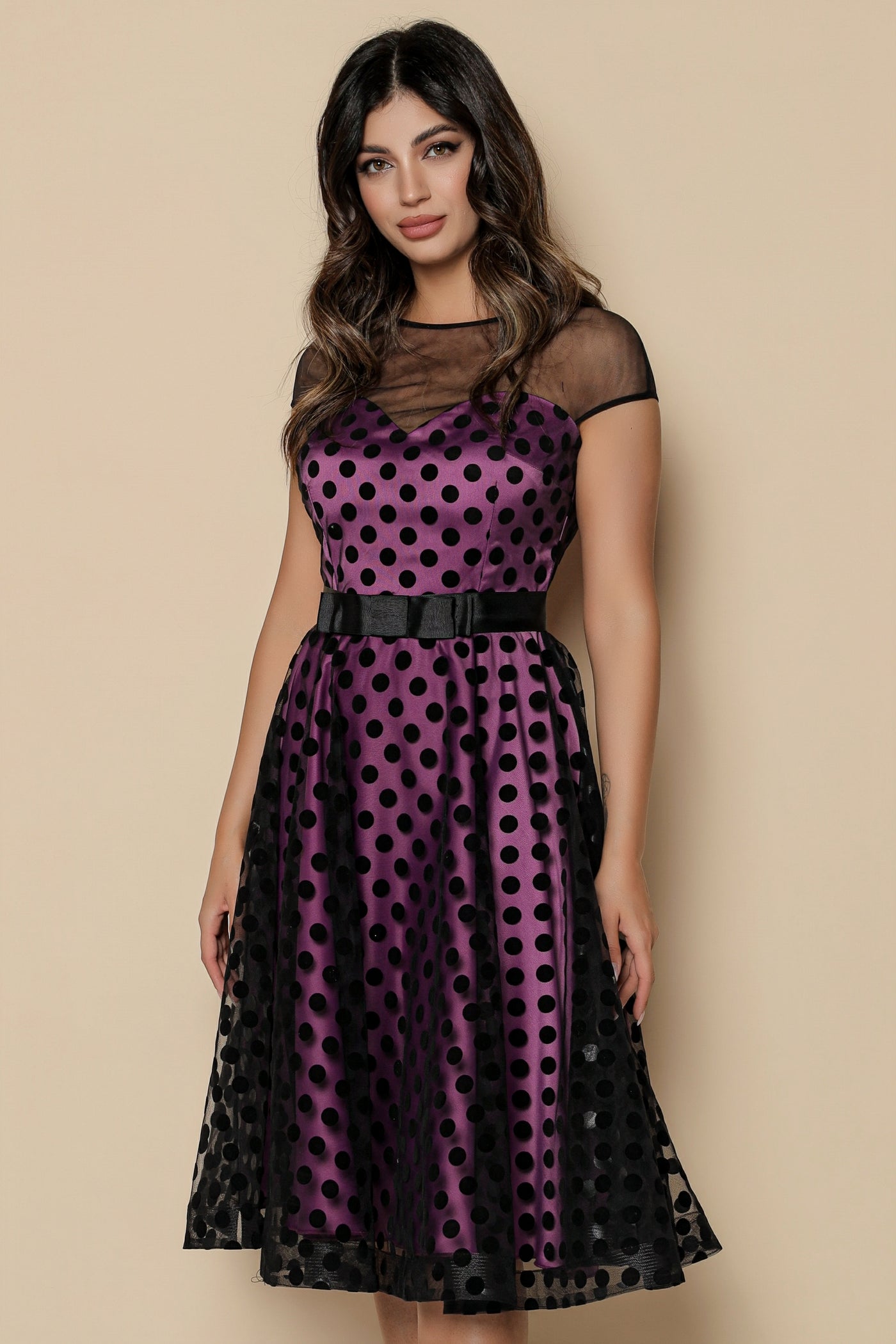 Rochie MBG fuchsia din tulle cu buline si funda in talie