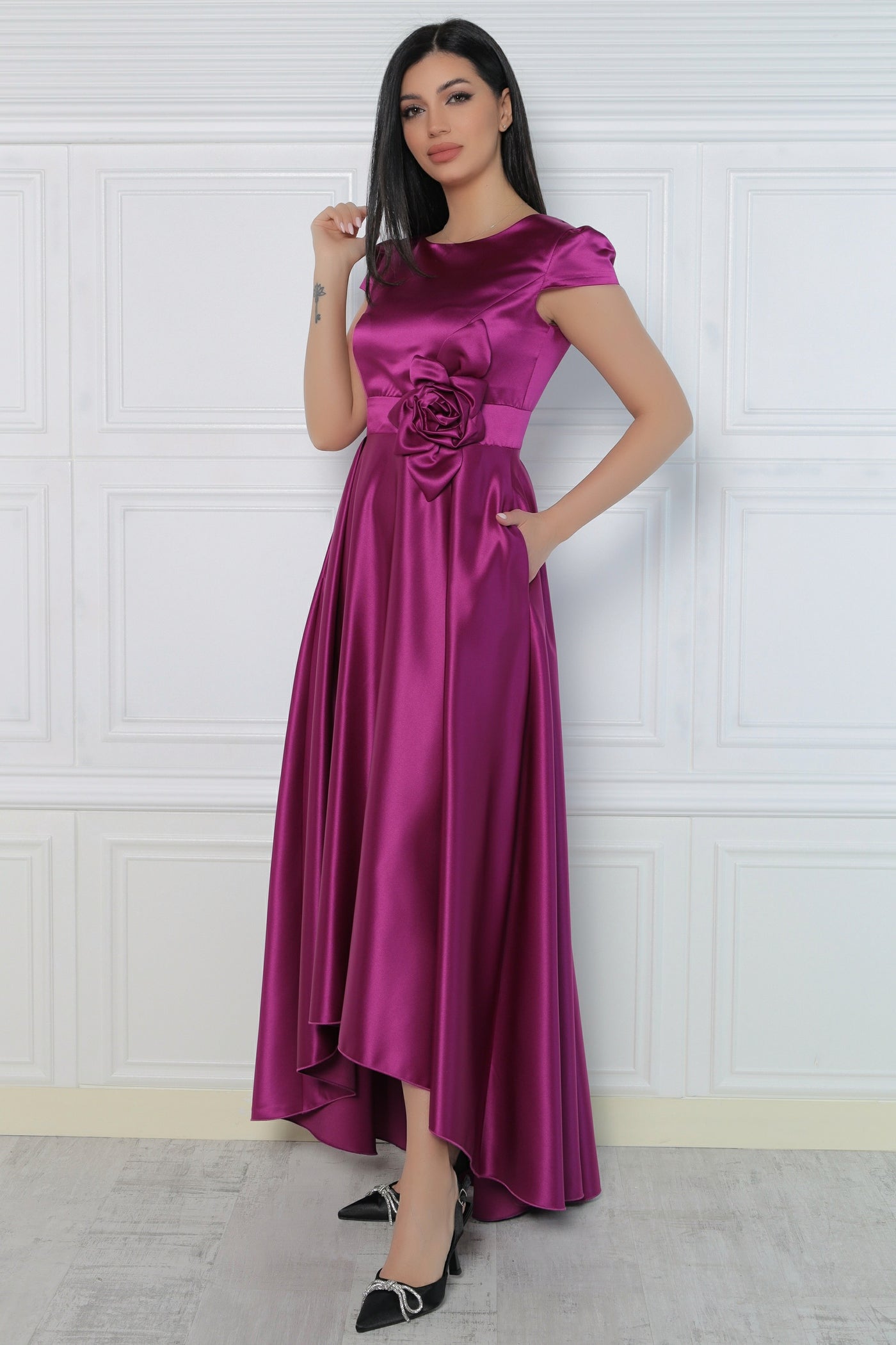 Rochie MBG magenta asimetrica cu floare 3D