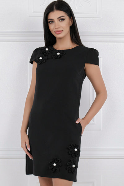 Rochie MBG neagra cu flori aplicate lateral