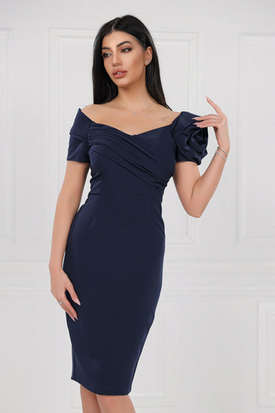 Rochie MBG bleumarin cu umeri goi si floare 3D pe maneca