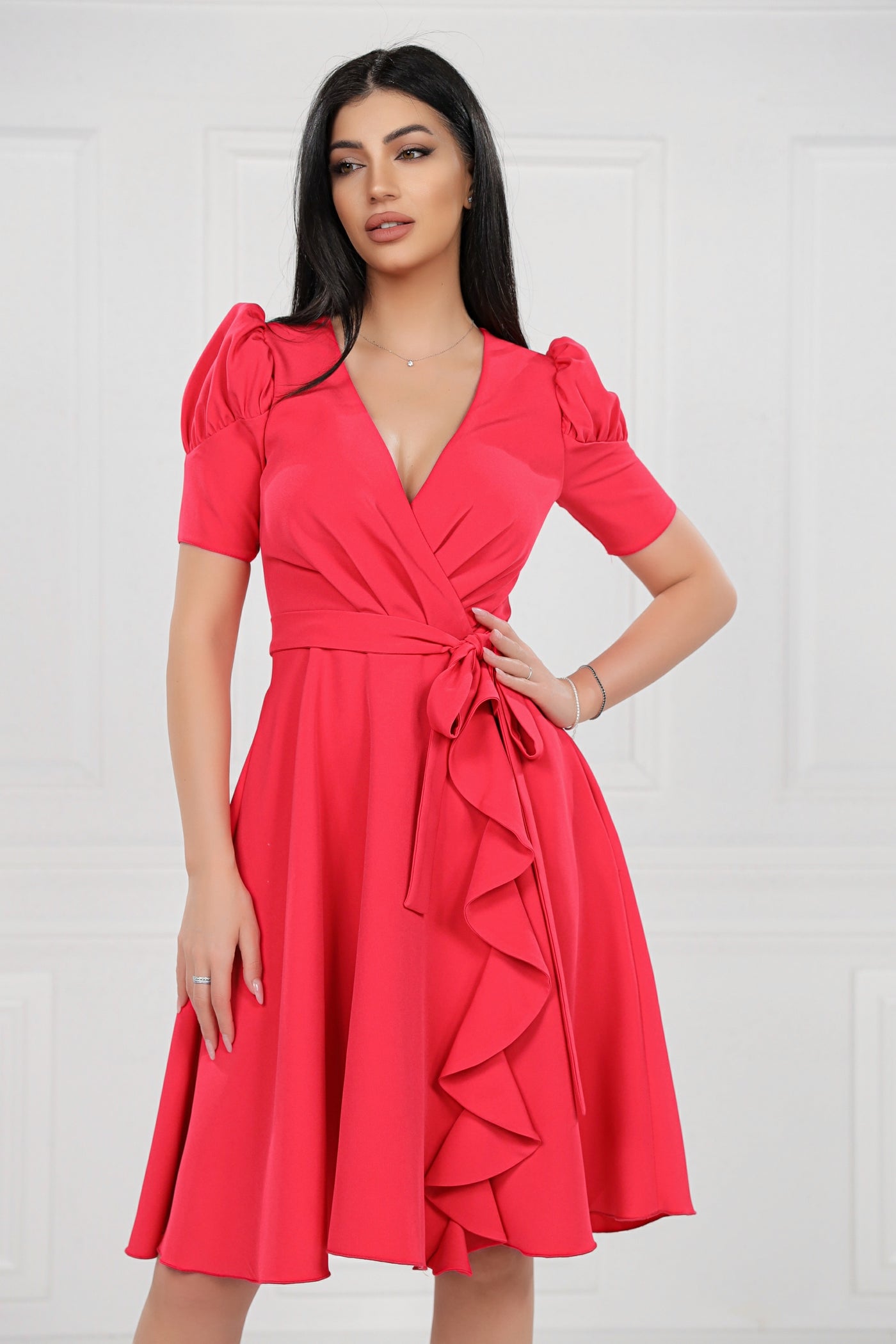 Rochie MBG corai cu bust petrecut si volan pe fusta