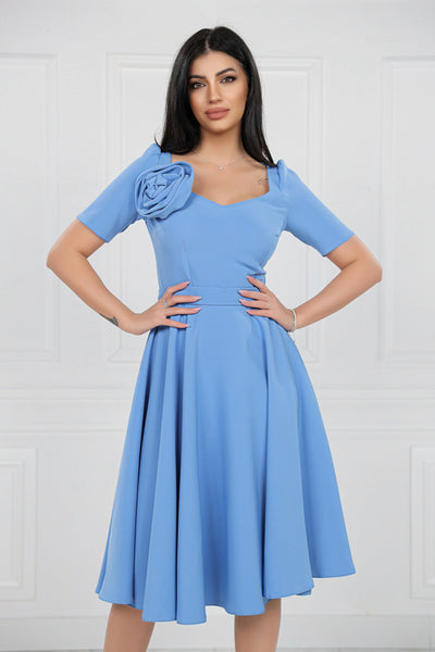 Rochie MBG bleu cu floare la decolteu