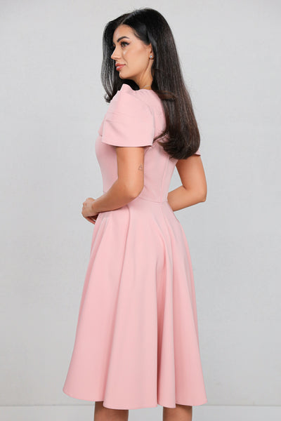 Rochie MBG roz cu maneca din falduri si accesoriu in talie