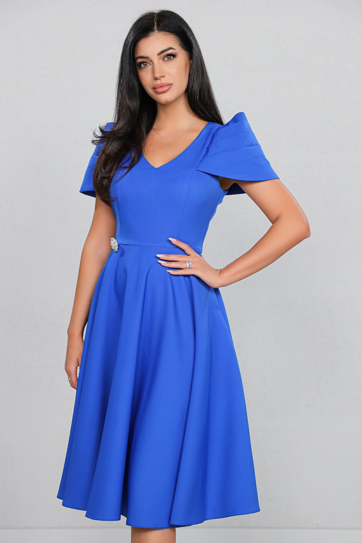 Rochie MBG albastra cu maneca din falduri si accesoriu in talie