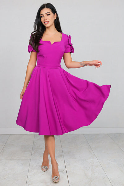 Rochie MBG mov clos cu floare pe umar pe maneca