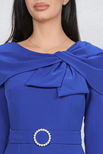 Rochie MBG albastra cu funda stilizata la decolteu si catarama cu perle