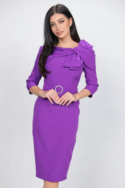 Rochie MBG mov cu funda stilizata la decolteu si catarama cu perle