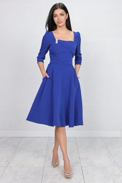 Rochie MBG albastra cu design in zona bustului accesorizat cu nasturi perlute