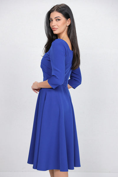 Rochie MBG albastra cu design in zona bustului accesorizat cu nasturi perlute