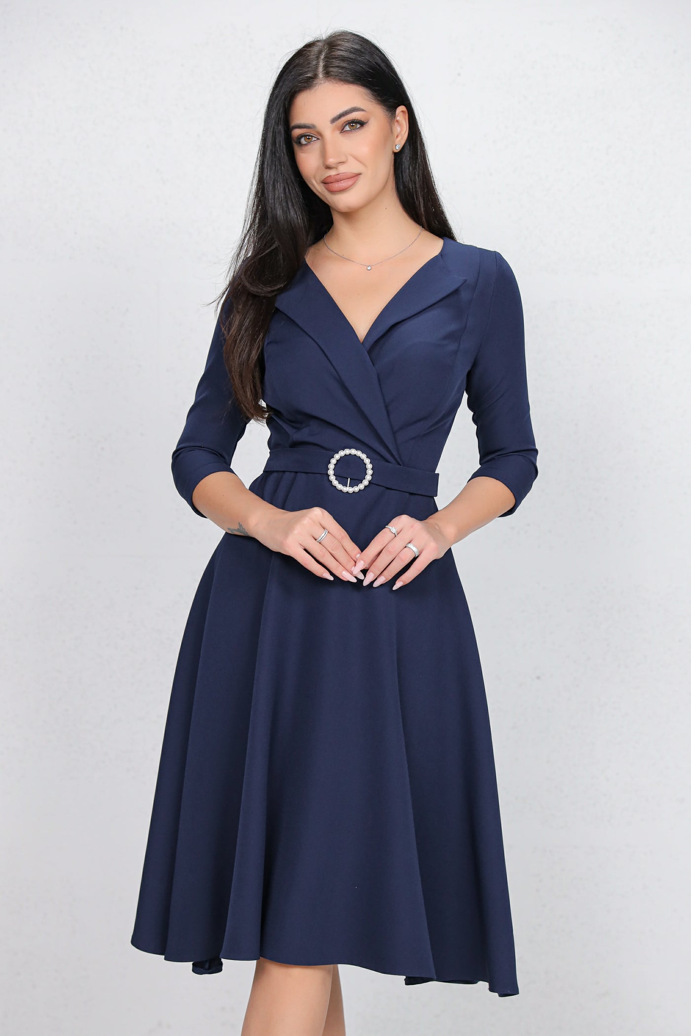 Rochie MBG bleumarin cu revere si catarama cu perle