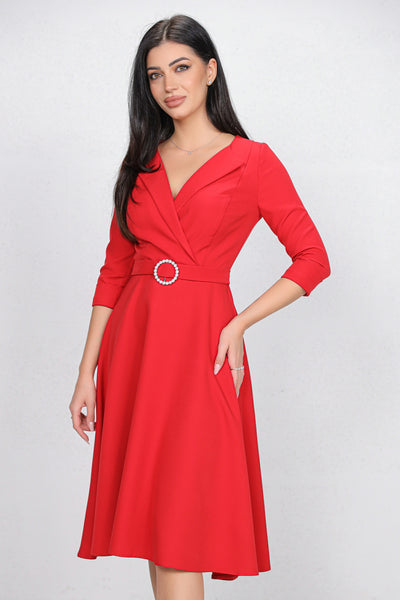 Rochie MBG rosie cu revere si catarama cu perle