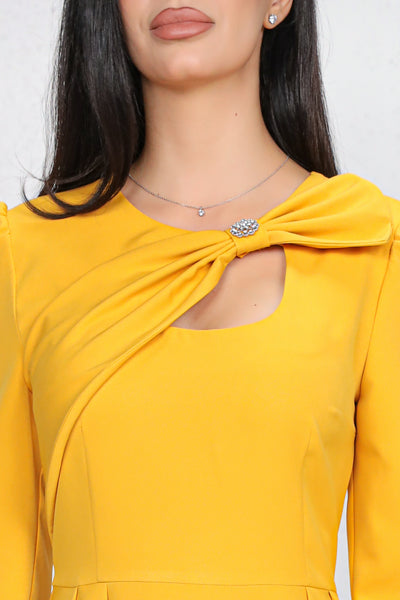 Rochie MBG galbena cu funda 3D pe umar si decupaj la decolteu