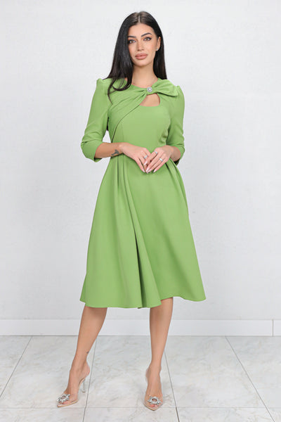 Rochie MBG olive cu funda 3D pe umar si decupaj la decolteu