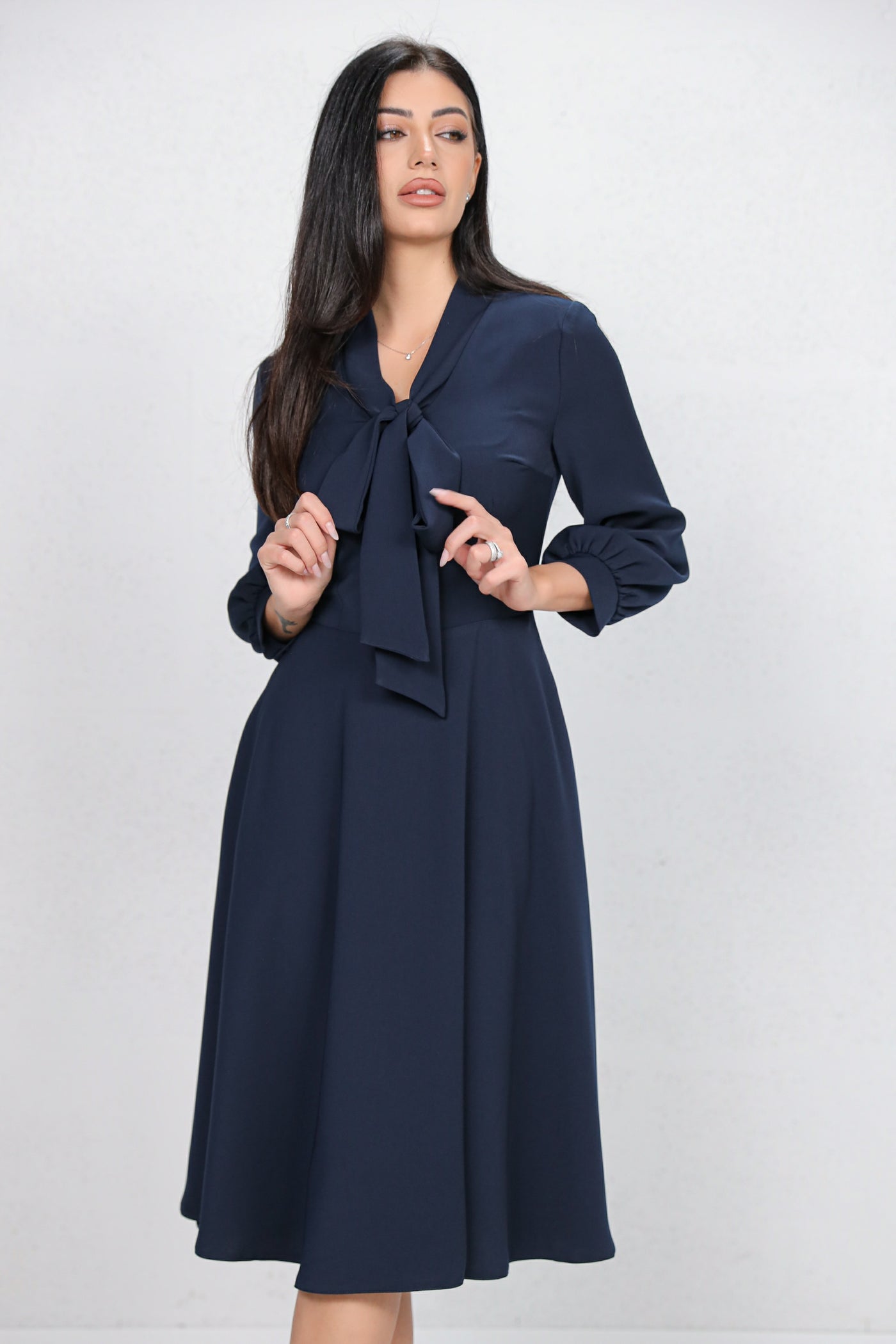 Rochie MBG bleumarin cu guler tip esarfa