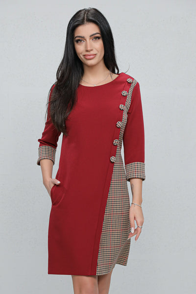 Rochie MBG office bordo cu carouri gri si nasturi decorativi