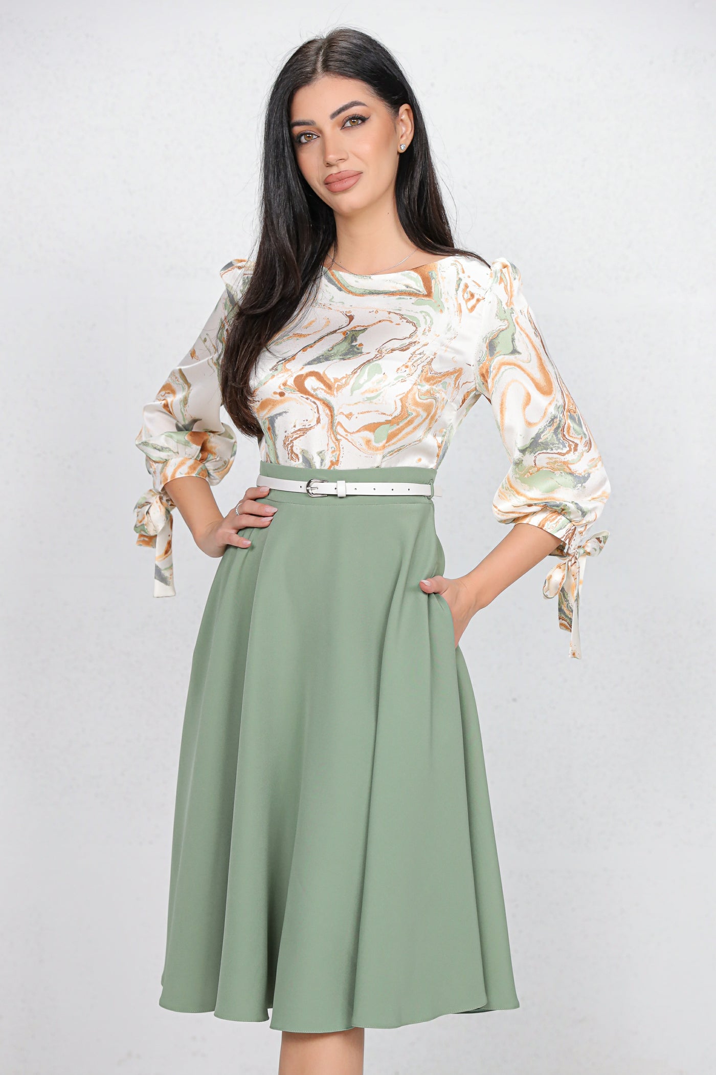 Rochie MBG vernil cu bust imprimat si curea detasabila