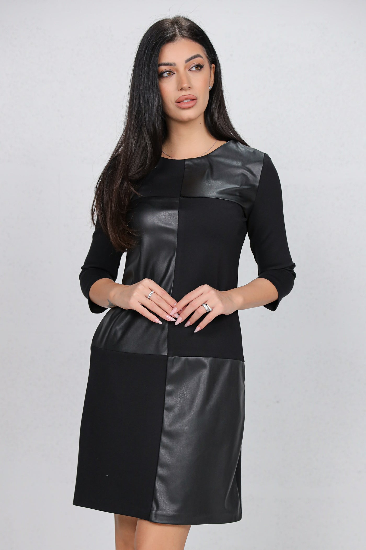 Rochie MBG neagra din stofa in combinatie cu piele ecologica
