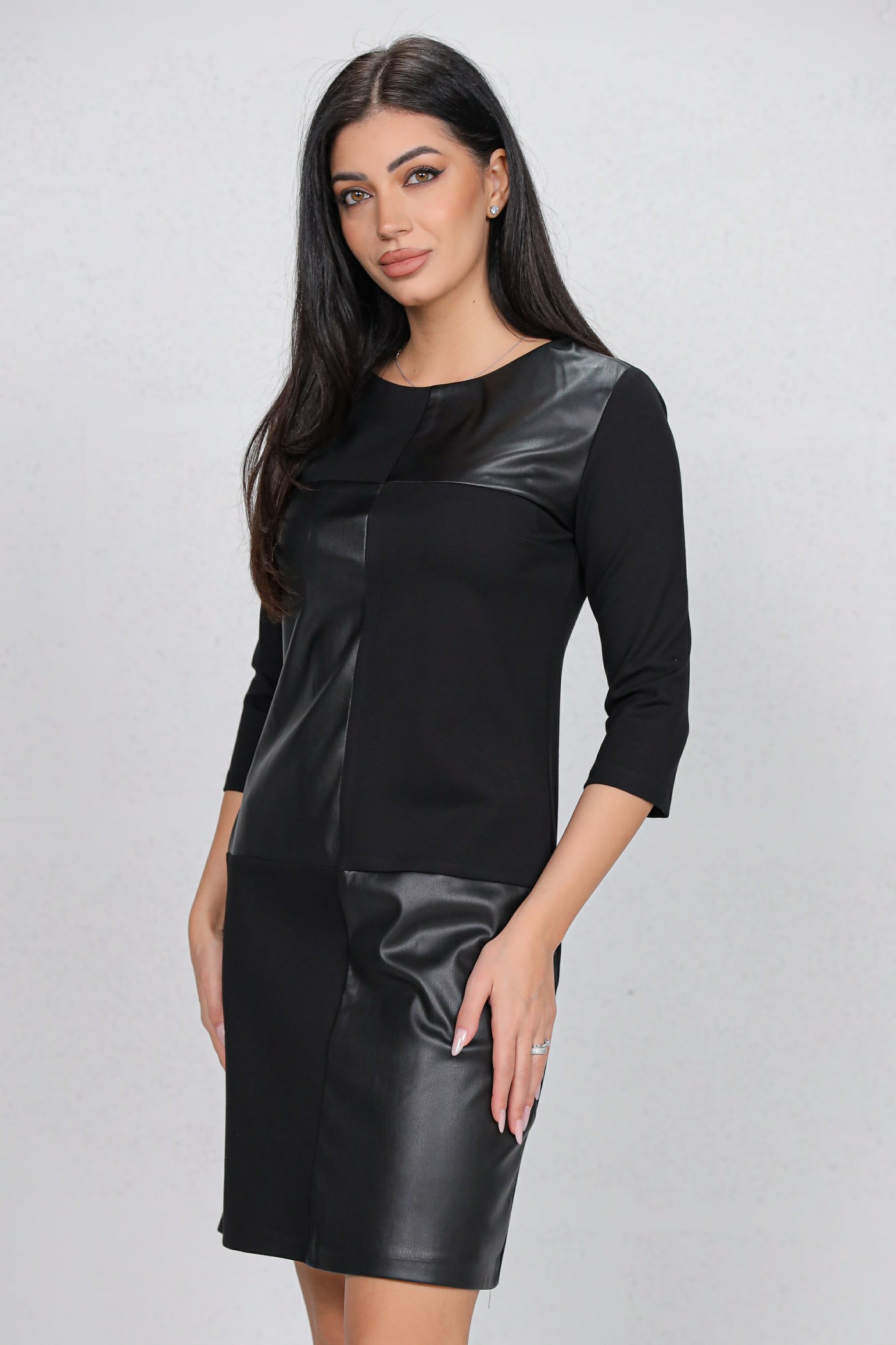 Rochie MBG neagra din stofa in combinatie cu piele ecologica