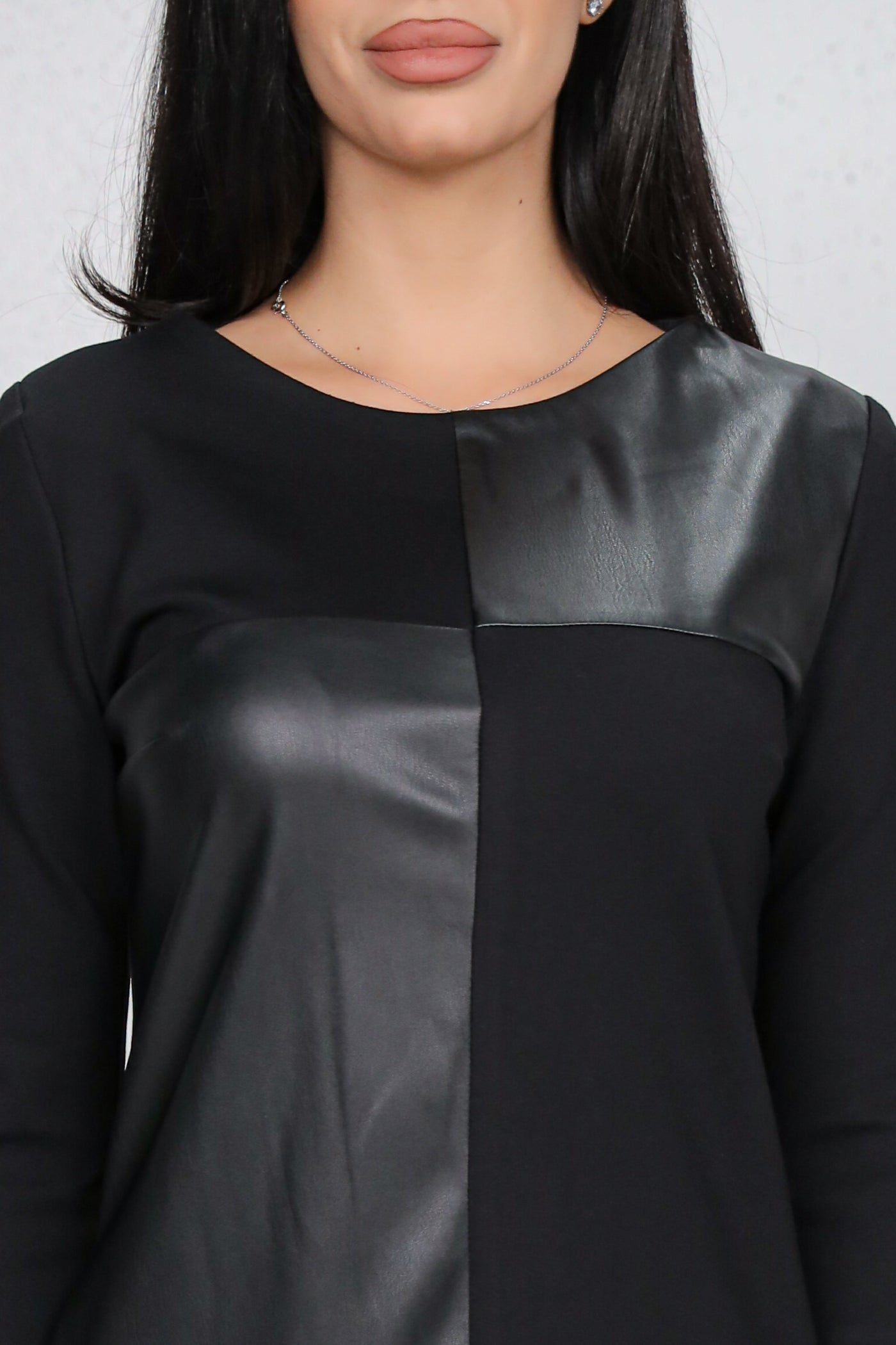 Rochie MBG neagra din stofa in combinatie cu piele ecologica