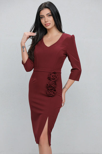 Rochie MBG bordo accesorizata cu trandafiri pe fusta