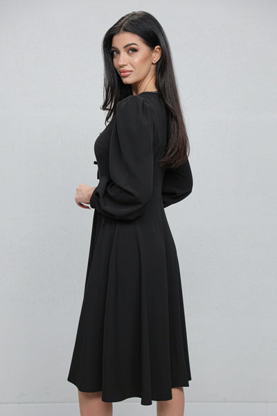 Rochie MBG neagră cu bandă stilizată si fundite pe bust