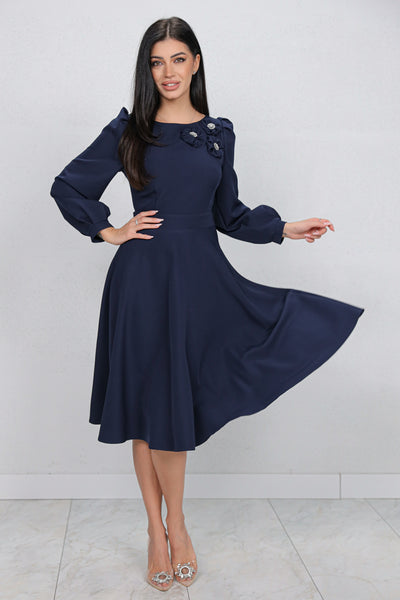 Rochie MBG bleumarin cu flori 3D pe umar si decupaj pe spate