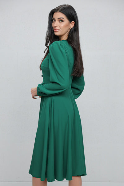 Rochie MBG verde cu bandă stilizată si fundite pe bust