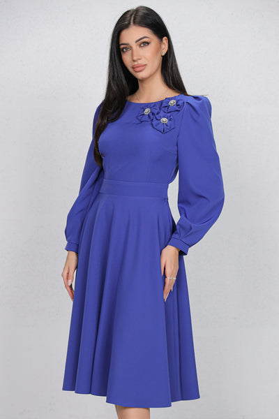 Rochie MBG albastra cu flori 3D pe umar si decupaj pe spate