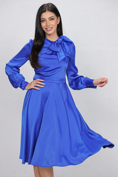 Rochie MBG albastra satinata cu funda la gat