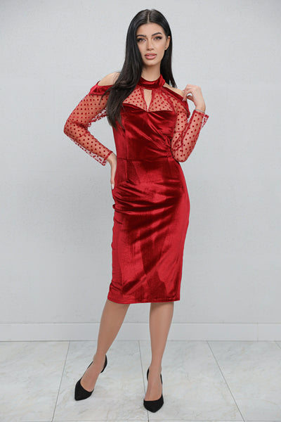 Rochie MBG rosie din catifea cu maneci din tull cu buline si decupaj pe umar