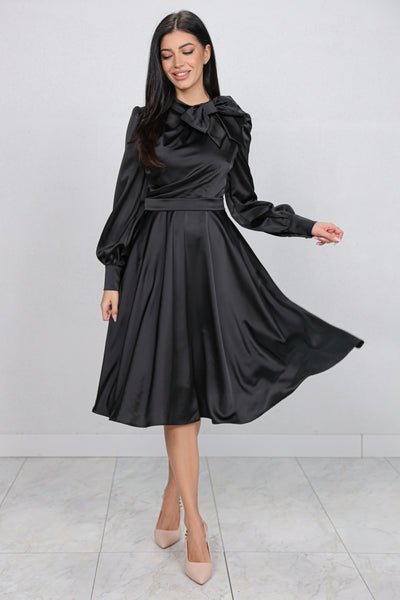 Rochie MBG neagra satinata cu funda la gat