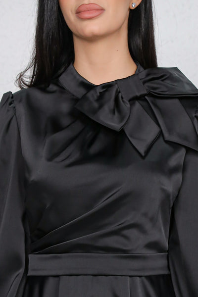 Rochie MBG neagra satinata cu funda la gat