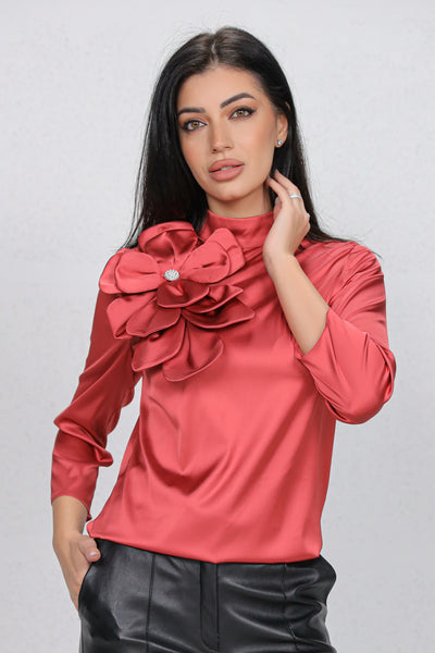 Bluza MBG satinata caramizie cu floare maxi