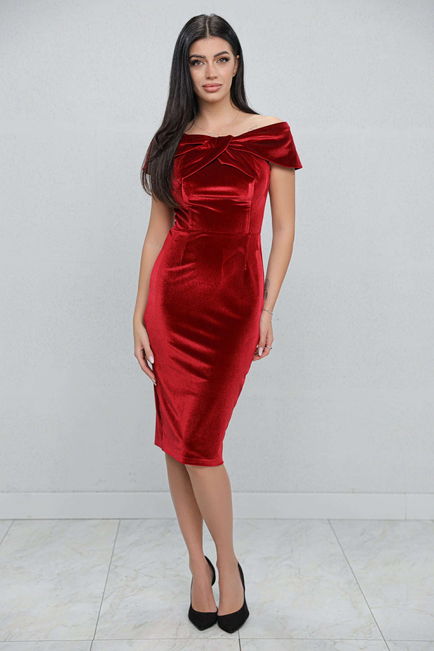 Rochie MBG bordo pe umeri cu funda la bust