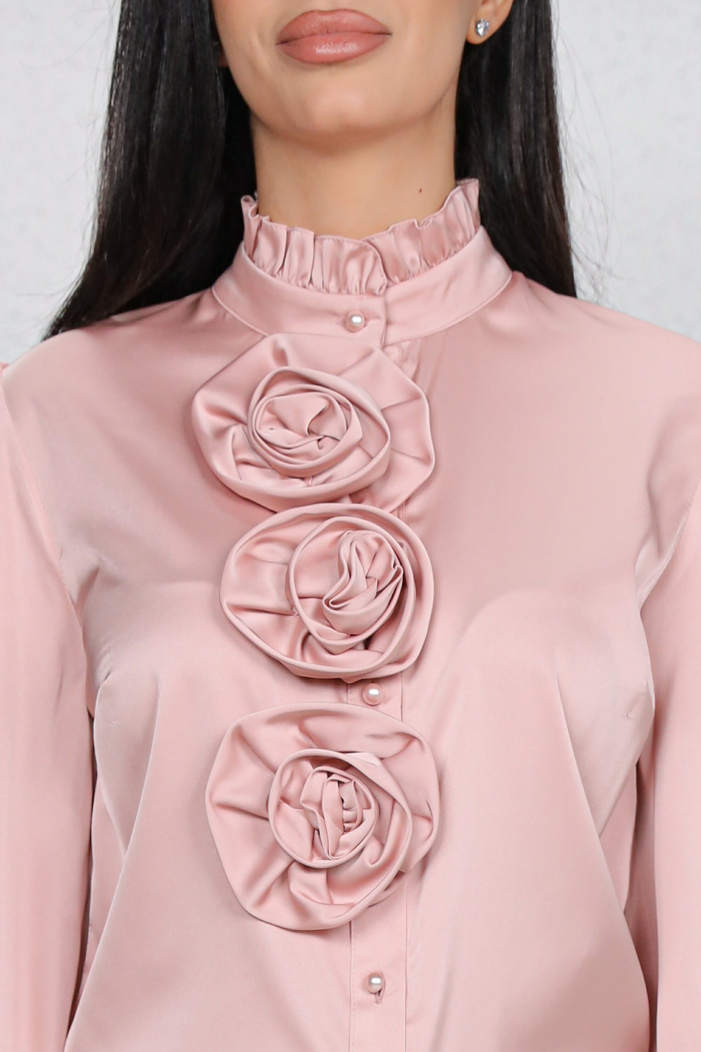 Camasa MBG roz satinat cu trandafiri 3D